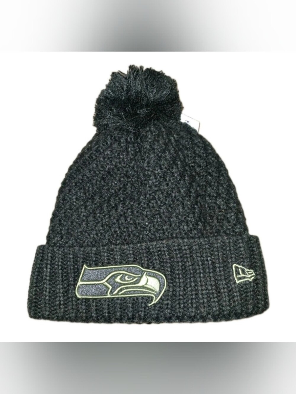 New Era Women's Seahawks Beanie Black 100% acrylic fleece lining